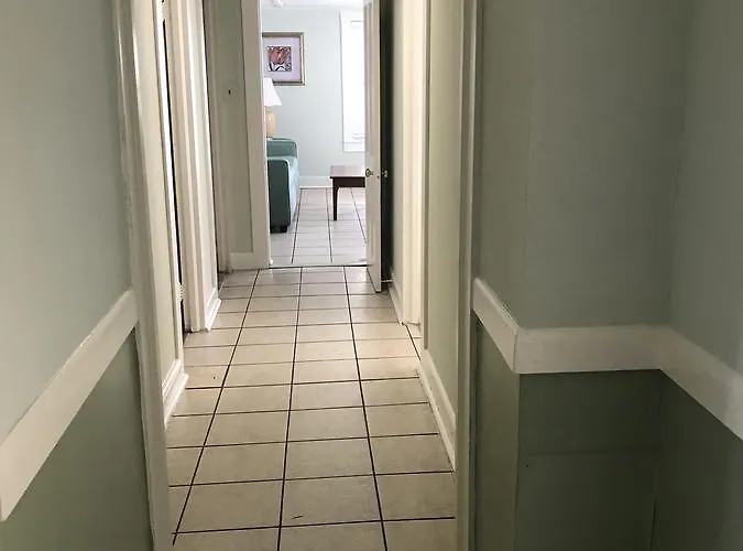 Mallard Apartment *